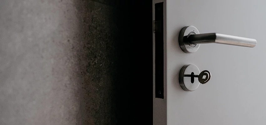 Front Door Handle Repair And Installation in Fowler, CA