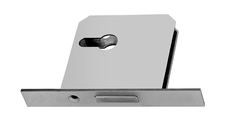 Fix A Deadbolt Door Lock in Fowler, California